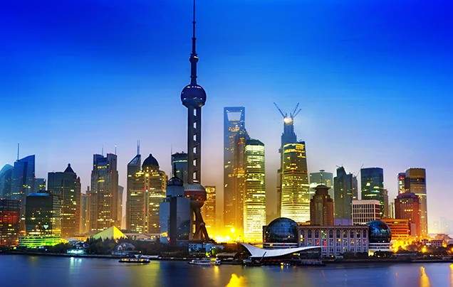 Day 16: Cosmopolitan Shanghai