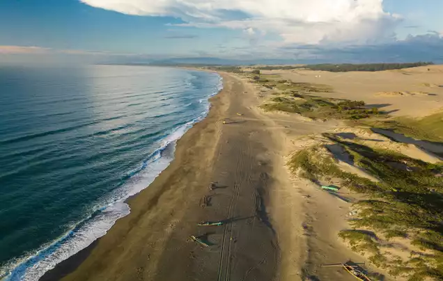 Day 10 - Laoag & Fly to Manilla