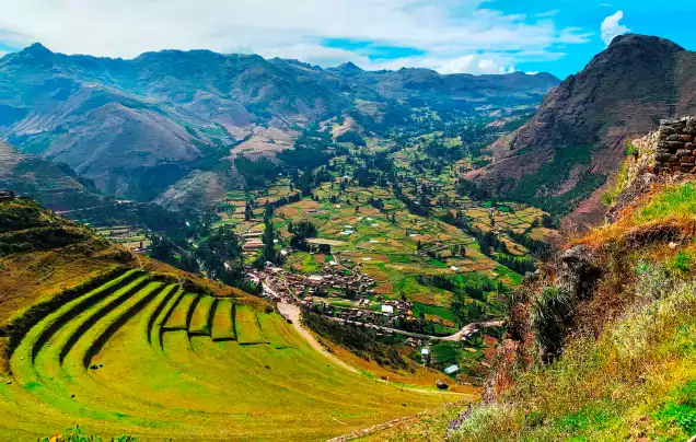 DAY 3: To the Sacred Valley