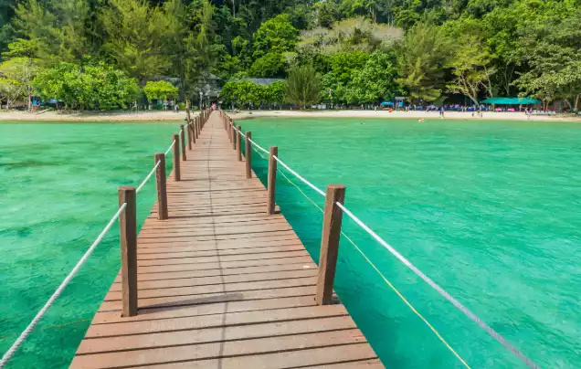 Day 1: Boat to Gaya Island