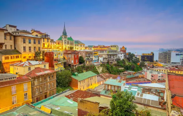 Day 16: Discover Valparaiso