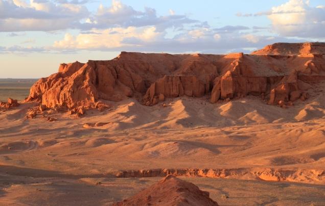 Day 8: Flaming Cliffs of Bayanzag